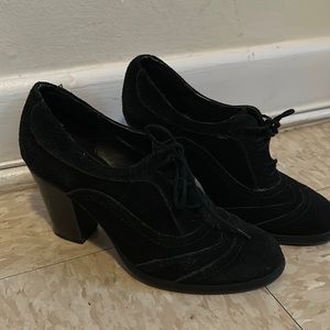 Suede heeled booties.